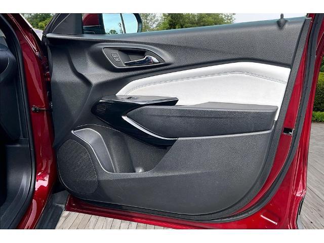 2025 Chevrolet Trax FWD LT