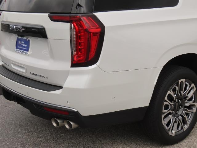 2023 GMC Yukon XL 4WD Denali Ultimate