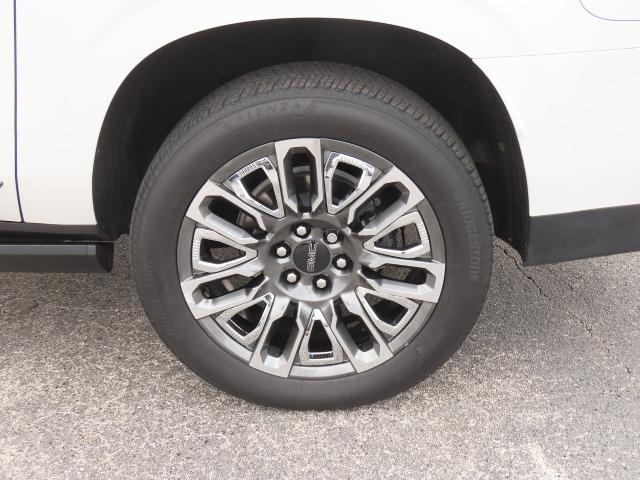 2023 GMC Yukon XL 4WD Denali Ultimate