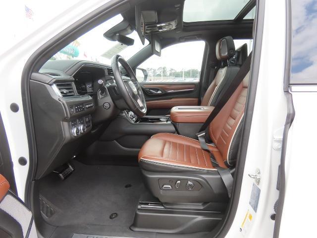 2023 GMC Yukon XL 4WD Denali Ultimate