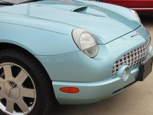2002 Ford Thunderbird Premium