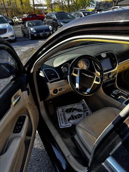 2013 Chrysler 300 Motown