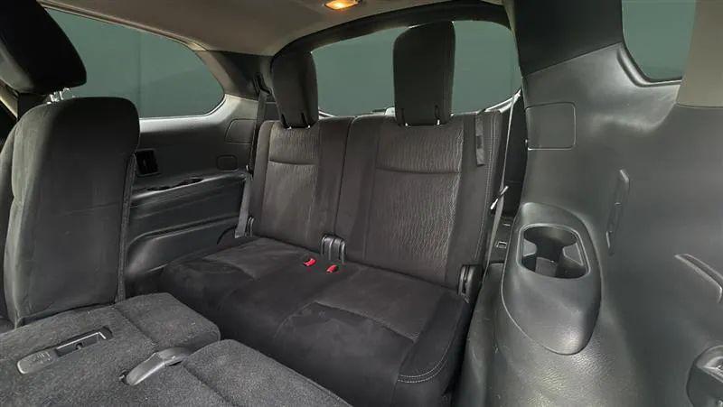 2015 Nissan Pathfinder SV