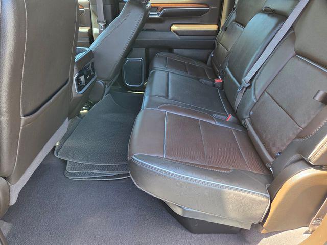 2023 GMC Sierra 1500 4WD Crew Cab Short Box Denali