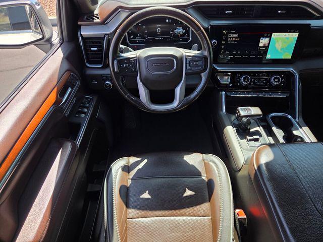 2023 GMC Sierra 1500 4WD Crew Cab Short Box Denali