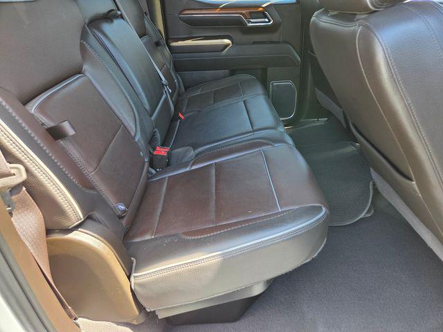 2023 GMC Sierra 1500 4WD Crew Cab Short Box Denali