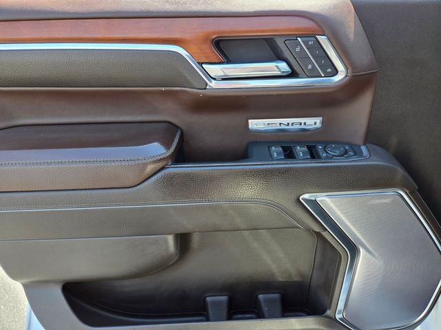 2023 GMC Sierra 1500 4WD Crew Cab Short Box Denali