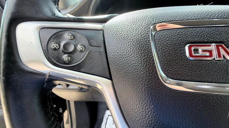 2017 GMC Acadia SLE-1