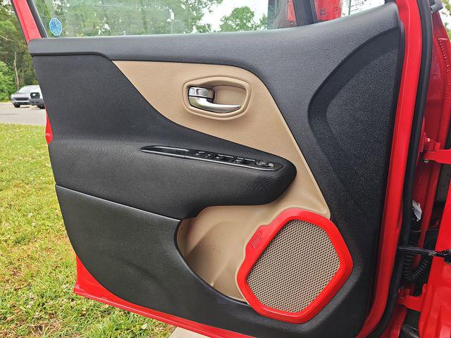 2019 Jeep Renegade Latitude FWD