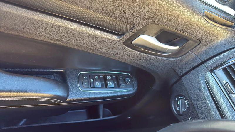 2016 Chrysler 300 300S