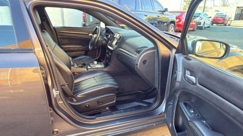 2016 Chrysler 300 300S