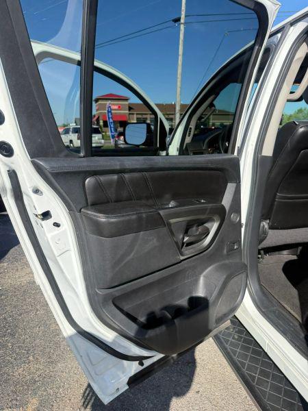 2015 Nissan Armada SL