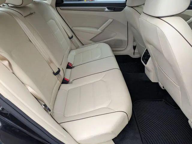 2018 Volkswagen Passat 2.0T SE