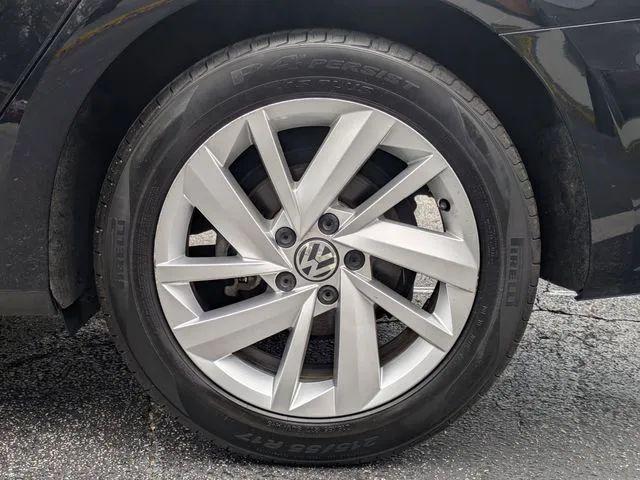 2018 Volkswagen Passat 2.0T SE