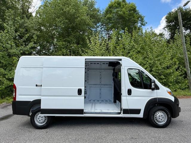 2026 Ram ProMaster Cargo Van Tradesman High Roof 159" WB w/Pass Seat