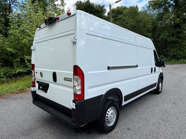 2026 Ram ProMaster Cargo Van Tradesman High Roof 159" WB w/Pass Seat