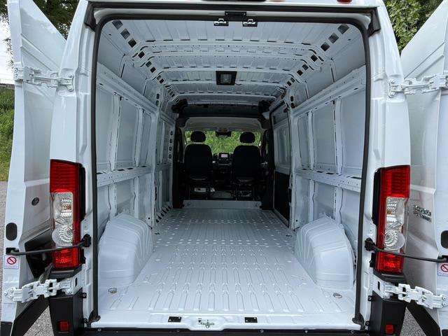 2026 Ram ProMaster Cargo Van Tradesman High Roof 159" WB w/Pass Seat