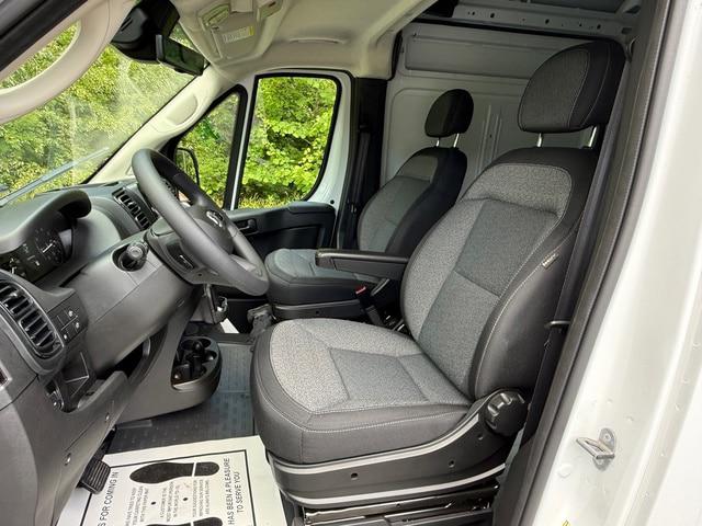 2026 Ram ProMaster Cargo Van Tradesman High Roof 159" WB w/Pass Seat
