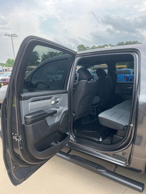 2021 Ram 1500 Big Horn Crew Cab 4x4 5'7" Box