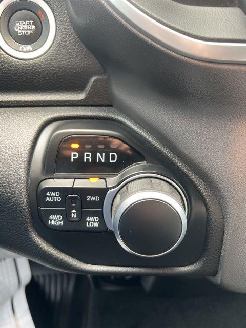 2021 Ram 1500 Big Horn Crew Cab 4x4 5'7" Box