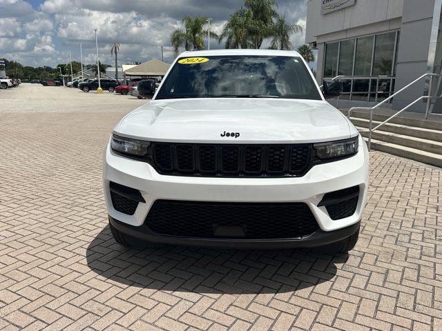 2024 Jeep Grand Cherokee Altitude 4x2