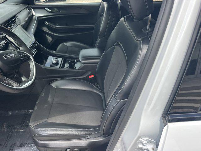 2024 Jeep Grand Cherokee Altitude 4x2