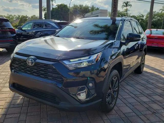 2022 Toyota RAV4 Hybrid XLE Premium