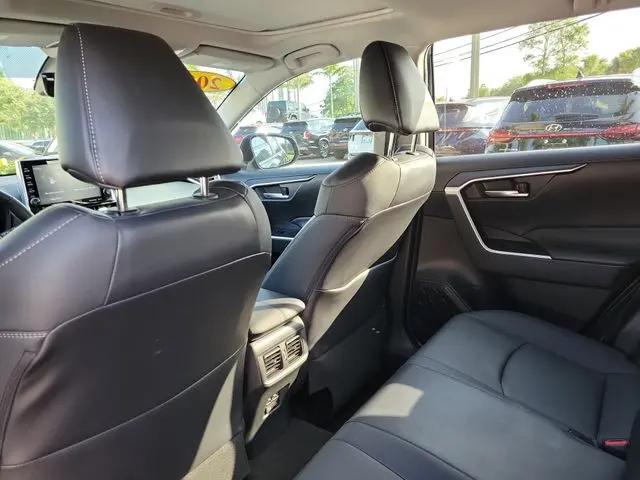 2022 Toyota RAV4 Hybrid XLE Premium
