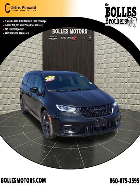 2023 Chrysler Pacifica Touring L for sale in Ellington, CT