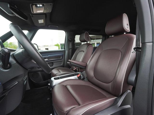 2025 Volkswagen ID. Buzz Pro S