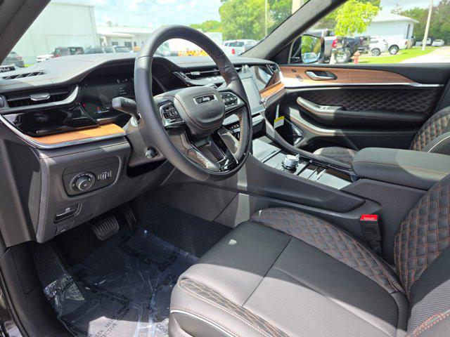 2026 Jeep Grand Cherokee L Summit 4x4