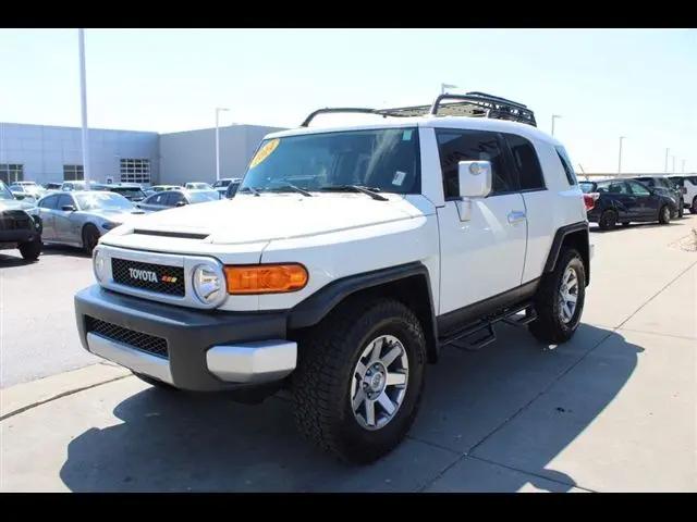 2014 Toyota FJ Cruiser Base