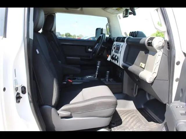2014 Toyota FJ Cruiser Base