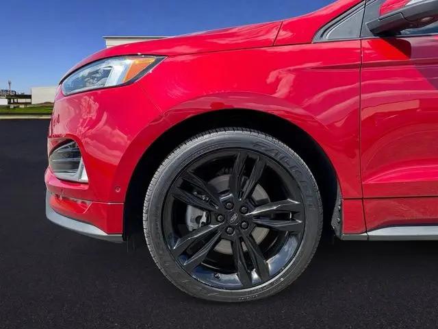 2020 Ford Edge ST