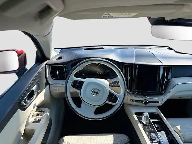 2018 Volvo XC60 T8 Inscription