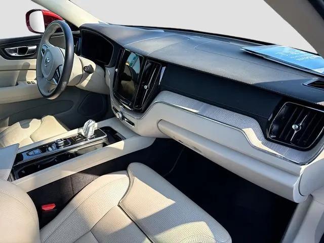 2018 Volvo XC60 T8 Inscription