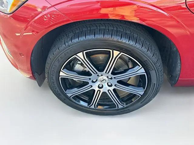 2018 Volvo XC60 T8 Inscription