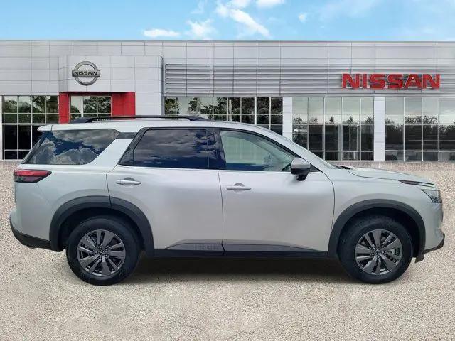 2025 Nissan Pathfinder SV FWD