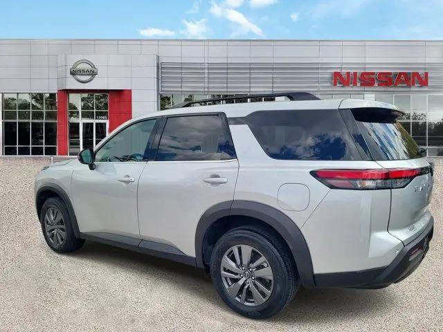 2025 Nissan Pathfinder SV FWD