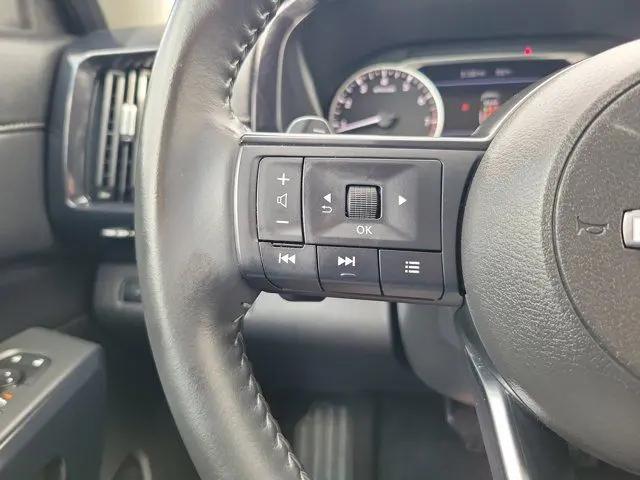 2025 Nissan Pathfinder SV FWD