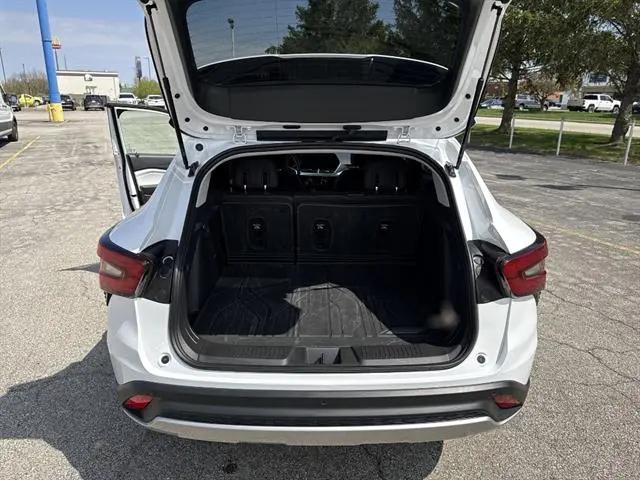 2024 Chevrolet Trax FWD LT