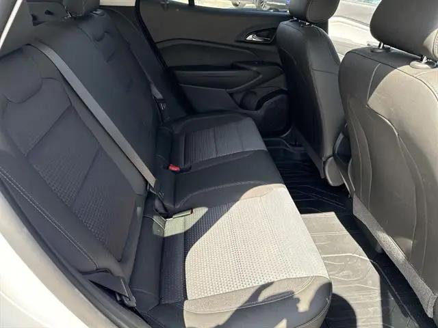 2024 Chevrolet Trax FWD LT