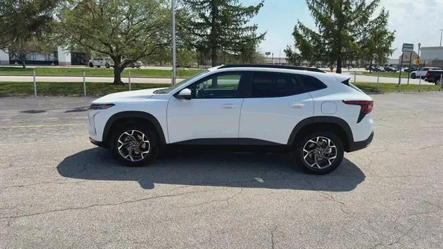 2024 Chevrolet Trax FWD LT