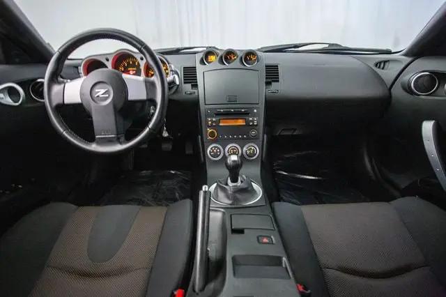 2005 Nissan 350Z Base