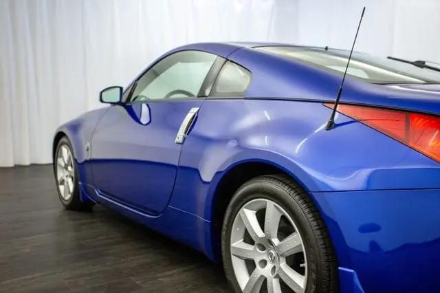 2005 Nissan 350Z Base