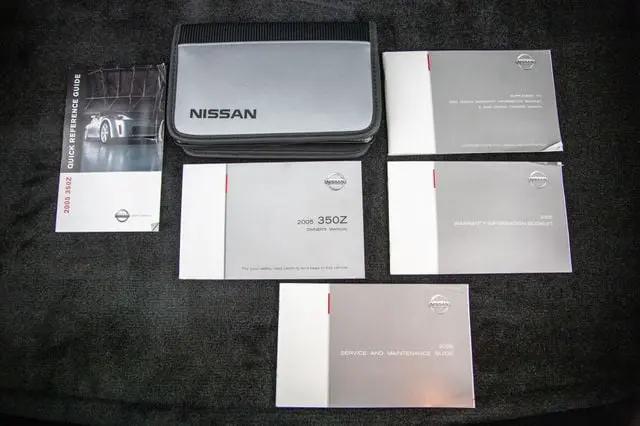 2005 Nissan 350Z Base