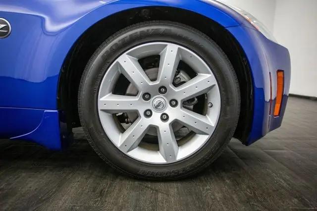 2005 Nissan 350Z Base