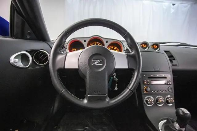 2005 Nissan 350Z Base