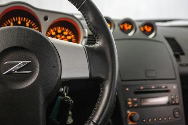 2005 Nissan 350Z Base