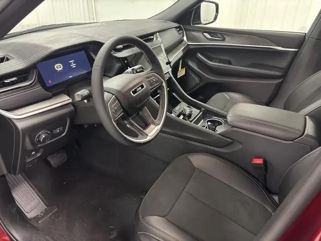2026 Jeep Grand Cherokee L Altitude 4x4